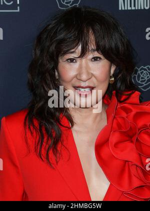 Beverly Hills, Stati Uniti. 08th Feb 2022. BEVERLY HILLS, LOS ANGELES, CALIFORNIA, USA - FEBBRAIO 08: L'attrice Sandra Oh partecipa al Photo Call della BBC 'Killing Eve' Season Four, che viene presentata in anteprima su BBC AMERICA e AMC domenica 27 febbraio presso il Peninsula Beverly Hills Hotel il 8 febbraio 2022 a Beverly Hills, Los Angeles, California, Stati Uniti. (Foto di Xavier Collin/Image Press Agency/Sipa USA) Credit: Sipa USA/Alamy Live News Foto Stock