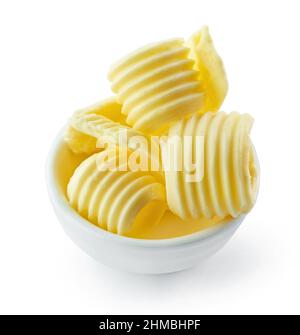 ciotola di ricci di burro isolato su sfondo bianco Foto Stock