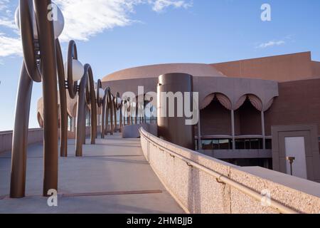 Il Grady Gammage Memorial Auditorium è un centro polifunzionale per le arti dello spettacolo progettato da Frank Lloyd Wright. Foto Stock