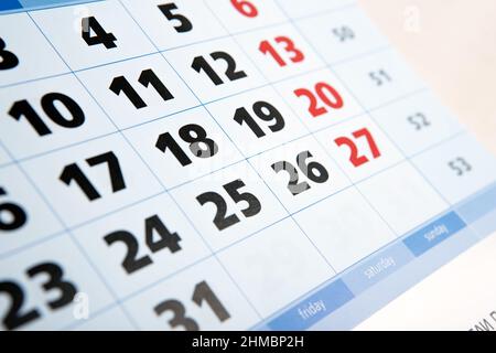 calendario da parete con il numero di giorni di primo piano Foto Stock