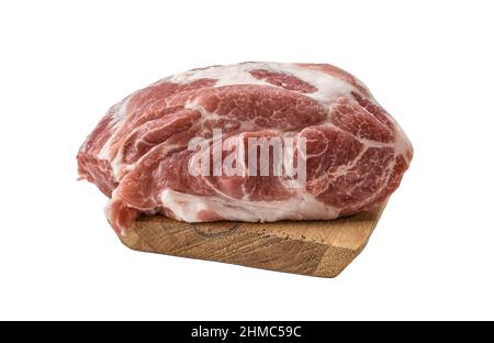 Maiale fresco, grande pezzo di carne di maiale cruda su tagliere di legno. Immagine per macelleria, macelleria. Collo o ventre di carne di maiale crudo. Carne fresca al taglio Foto Stock