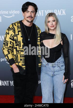 Los Angeles, Stati Uniti. 08th Feb 2022. LOS ANGELES, CALIFORNIA, USA - 08 FEBBRAIO: L'attore Tom Sandoval e la ragazza/attrice Ariana Madix arrivano alla Los Angeles Premiere di Amazon prime 'i Want You Back' tenutasi alla FILA DTLA il 8 febbraio 2022 a Los Angeles, California, Stati Uniti. (Foto di Xavier Collin/Image Press Agency/Sipa USA) Credit: Sipa USA/Alamy Live News Foto Stock