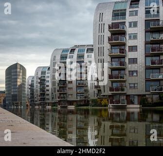 Moderni e futuristici edifici Armada nel quartiere Paleiskwartier di Den Bosch Foto Stock