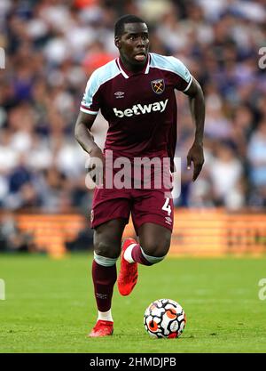 Foto del file datata 25-09-2021 del Kurt Zouma di West Ham United. Kurt Zouma è stato multato per la “massima quantità possibile” per aver maltrattato il suo gatto, West Ham hanno annunciato. Data di emissione: Mercoledì 9 febbraio 2022. Foto Stock