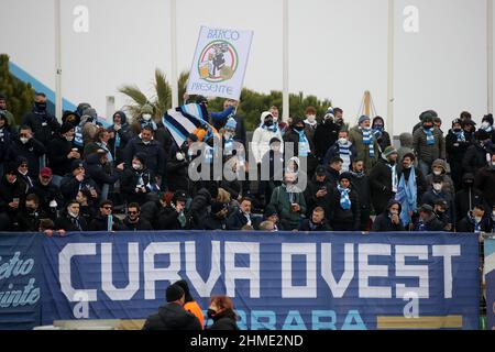 I TIFOSI DELLA SPAL PORDENONE - SPAL CAMPIONATO CALCIO SERIE B 2021-2022 Foto Stock