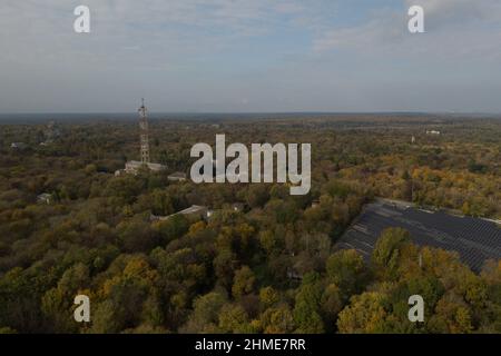 Vista aerea della città di Chernobyl, ancora popolata dai lavoratori della centrale nucleare di Chernobyl. Foto Stock