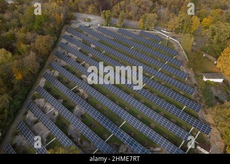 Vista aerea della città di Chernobyl, ancora popolata dai lavoratori della centrale nucleare di Chernobyl. Foto Stock