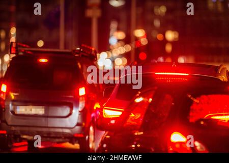 Circolazione routiere a Bruxelles malgre la demande d'effectuer du travail una distanza nonostante il telelavoro un sacco di veicoli entrano a Bruxelles ciascuno Foto Stock