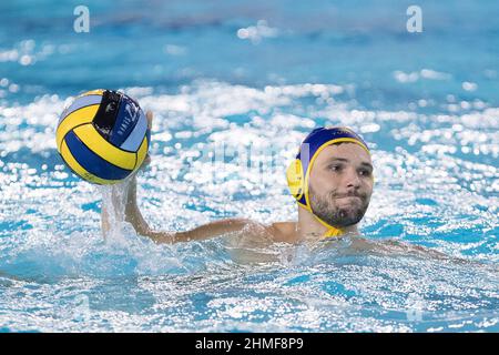 Kragujevac, Serbia, 9th febbraio 2022. Martin Famera di Zodiac Cnab in azione durante la LEN Champions League Preliminary Group A match tra VK Radnicki e Zodiac Cnab a Kragujevac, Serbia. Febbraio 9, 2022. Credit: Nikola Krstic/Alamy Foto Stock