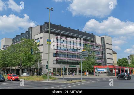 Tedesco di assicurazione pensione, Fehrbelliner Platz, Wilmersdorf, Berlino, Germania Foto Stock