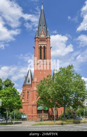 Chiesa Zum Guten Hirten, Friedrich-Wilhelm-Platz, Friedenau, Berlino, Germania Foto Stock