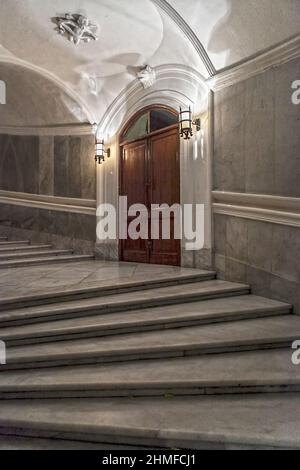 Grande scalinata al Palazzo Verdala di Malta Foto Stock