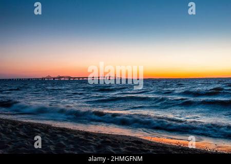Costa orientale della baia di Chesapeake dal Terrapin Nature Park nel Maryland. Foto Stock