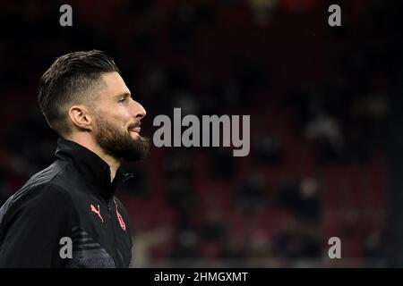 Milano, Italia. 09th Feb 2022. Olivier Giroud dell'AC Milan reagisce durante la partita di calcio finale della Coppa Italia tra l'AC Milan e l'SS Lazio allo stadio San Siro di Milano (Italia), 9th febbraio 2021. Foto Andrea Staccioli/Insidefoto Credit: Ininsidefoto srl/Alamy Live News Foto Stock