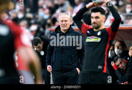 Bundesliga, Rhein Energie Stadium Colonia: 1. FC Köln vs SC Friburgo; il capo allenatore di Friburgo Christian Streich Foto Stock