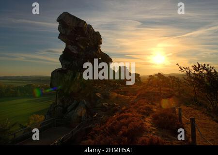 Teufelsmauer vicino a Weddersleben in alba, Thale, Harz, Sassonia-Anhalt, Germania Foto Stock