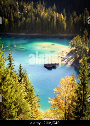 Lago Cauma o 'Caumasee' a Grigioni, Svizzera, acque turchesi Foto Stock