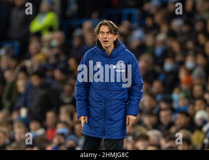 Manchester, Regno Unito. 10th Feb 2022. Il direttore di Brentford, Thomas Frank, reagisce durante la partita della Premier League inglese tra Manchester City e Brentford a Manchester, in Gran Bretagna, il 9 febbraio 2022. Credit: Xinhua/Alamy Live News Foto Stock