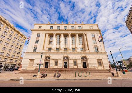 Vista soleggiata del servizio postale degli Stati Uniti e della Corte di giustizia del Texas Foto Stock