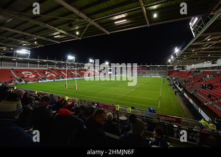 St. Helens, Inghilterra - 10 Febbraio 2022 - General view Before the Rugby League Betfred Super League Season Opening game St. Helens vs Dragons catalano al Totally Wicked Stadium, St. Helens, UK Dean Williams Foto Stock
