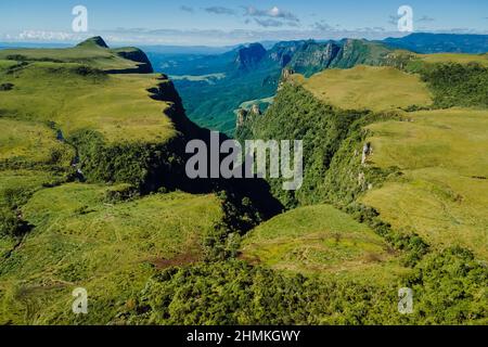 Espraiado Canyon a Urubici, Santa Catarina, Brasile. Vista aerea Foto Stock