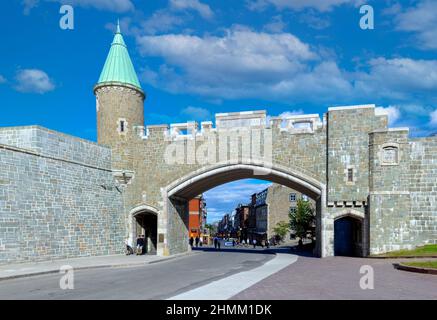 Quebec City, Quebec, Canada, 20 settembre 2021: Centro città di Quebec, centro sociale, quartiere commerciale, caffè e ristoranti e vecchia architettura francese Foto Stock