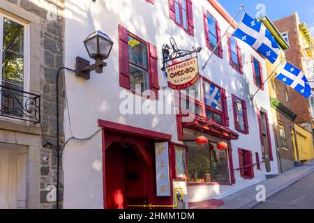 Quebec City, Quebec, Canada, 20 settembre 2021: Centro città di Quebec, centro sociale, quartiere commerciale, caffè e ristoranti e vecchia architettura francese Foto Stock