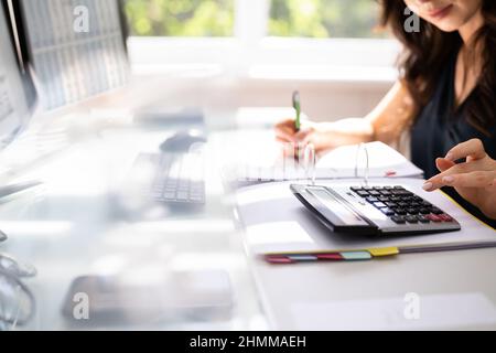 Contabilità fiscale contabilità pubblica e bilancio Foto Stock