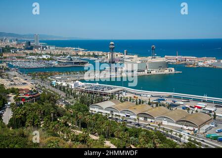 Vista panoramica sul porto di Barcellona, Catalogna, Spagna Foto Stock