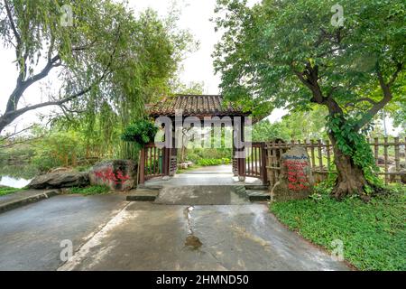 Pagoda di Thien Hung, Città di Quy Nhon, Provincia di Binh Dinh, Vietnam - 2 gennaio 2021: Foto della Pagoda di Thien Hung nella Città di Quy Nhon, Provincia di Binh Dinh, V Foto Stock