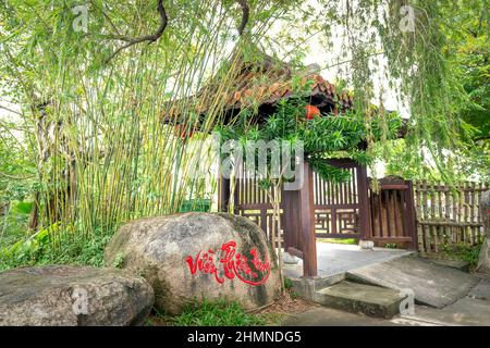 Pagoda di Thien Hung, Città di Quy Nhon, Provincia di Binh Dinh, Vietnam - 2 gennaio 2021: Foto della Pagoda di Thien Hung nella Città di Quy Nhon, Provincia di Binh Dinh, V Foto Stock