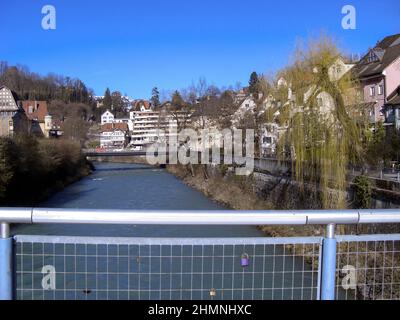 Feldkirch, Austria, 26 febbraio 2019 Vista sul fiume Ill nel centro della città Foto Stock