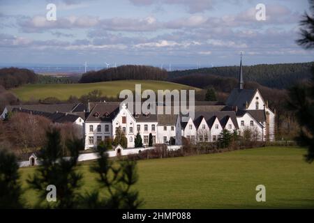 La vista dell'Abbazia di Maria Wald vicino a Heimbach Foto Stock