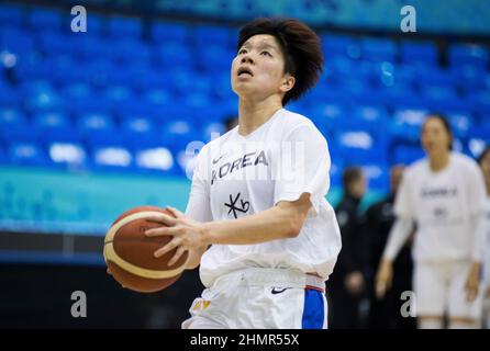 Belgrado, Serbia, 10th febbraio 2022. Un Jin di Corea durante la partita del torneo di qualificazione FIBA Women's Basketball World Cup tra Serbia e Corea a Belgrado, Serbia. Febbraio 10, 2022. Credit: Nikola Krstic/Alamy Foto Stock