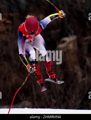 Pechino, Cina. 12th Feb 2022. Mikaela Shiffrin Skis al novantesimo miglior tempo nel primo allenamento femminile in discesa alle Olimpiadi invernali di Pechino venerdì 12 febbraio 2022. Foto di Rick T. Wilking/UPI Credit: UPI/Alamy Live News Foto Stock