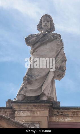 Diego Ortiz de Zuniga, storico spagnolo del 17th secolo. Palazzo di San Telmo, Siviglia, Spagna. Scolpito da Antonio Susi Foto Stock