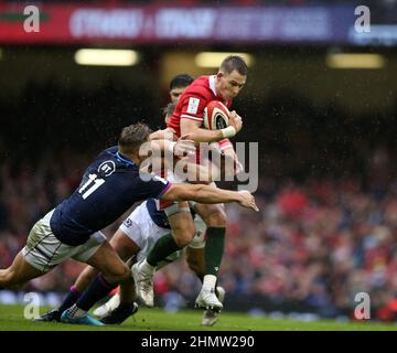 Cardiff, Regno Unito. 12th Feb 2022. Liam Williams del Galles fa una pausa. Partita del campionato di Guinness Six Nations 2022, Galles contro Scozia al Principato di Cardiff sabato 12th febbraio 2022. pic di Andrew Orchard/Andrew Orchard SPORTS photography/ Alamy Live News Credit: Andrew Orchard SPORTS photography/Alamy Live News Foto Stock