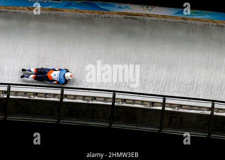 Pechino, Cina. 12th Feb 2022. DISTRETTO DI YANQING, CINA - FEBBRAIO 12: Kimberley Bos dei Paesi Bassi che gareggiano sul calore delle Donne 4 durante i Giochi Olimpici di Pechino 2022 al Centro Nazionale scorrevole di Yanqing il 12 Febbraio 2022 nel distretto di Yanqing, Cina (Foto di Iris van den Broek/Orange Pictures) NOCNSF credito: Orange Pics BV/Alamy Live News Foto Stock