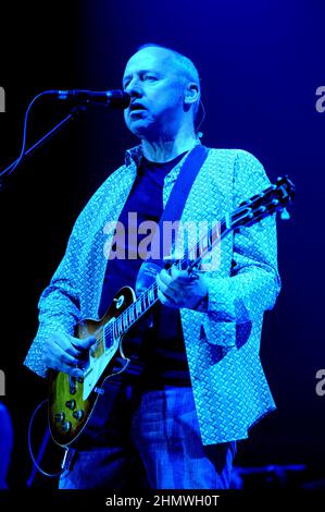 Milano Italia 2008-04-15 : concerto dal vivo di Mark Knopfler al Forum Assago Foto Stock