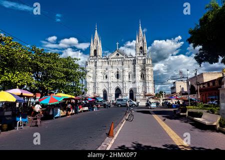 La storica Cattedrale di Santa Ana, Santa Ana, El Salvador Foto Stock