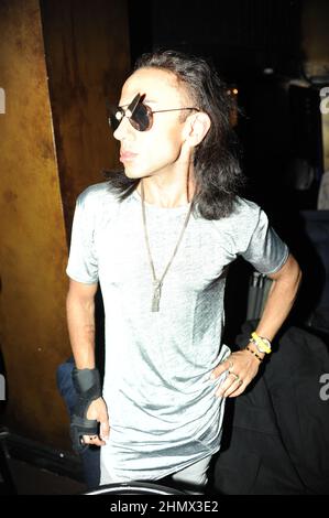 “GUARDA”: Il Bartschland di Susanne Bartsch debutto Presentazione alla Runway 7 a NYFW il 2/11/22 - New York Fashion Week, foto di Nadja Sayej Foto Stock