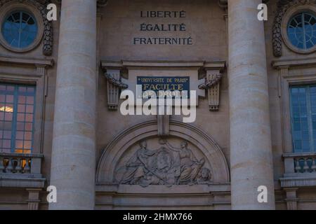 Parigi, Francia - 11 febbraio 2021 : veduta della facoltà di diritto a Parigi, Francia Foto Stock