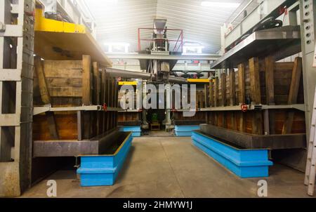 Laboratorio in fabbrica di sidro nel nord della Spagna Foto Stock