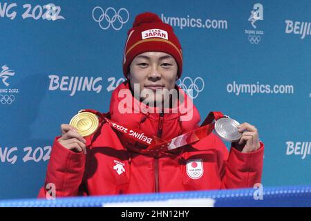 Zhangjiakou, Hebei, Cina. 13th Feb 2022. Ryoyu Kobayashi (JPN) Sci jumping : cerimonia individuale della medaglia di collina grande degli uomini durante i Giochi Olimpici invernali di Pechino 2022 alla Medaglia di Zhangjiakou Plaza in Zhangjiakou, Hebei, Cina. Credit: AFLO SPORT/Alamy Live News Foto Stock