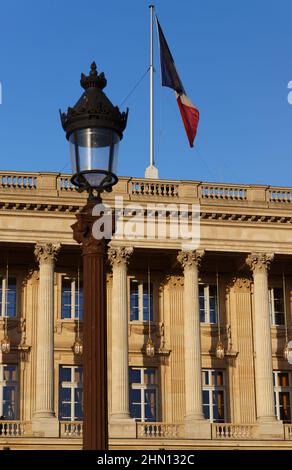 L'Hotel de la Marine è un monumento iconico in piazza Concorde . Fino al 1798, ospitò la Garde-Meuble de la Couronne, prima di diventare la Foto Stock