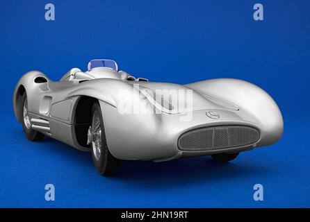 Modello pressofuso CAR 1/18 by CMC di Mercedes Benz W196R Stramliner Body (1954) Foto Stock