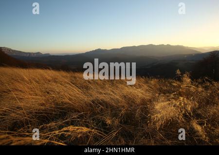 Splendidi paesaggi di Bosnia ed Erzegovina, montagne, fiumi e foreste Foto Stock