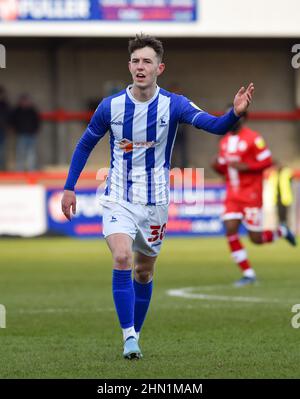 Joe White di Hartlepool durante la Sky Bet League due partite tra Crawley Town e Hartlepool Uniti al People's Pension Stadium , Crawley , Regno Unito - 12th Febbraio 2022 solo per uso editoriale. Nessun merchandising. Per le immagini Football si applicano restrizioni fa e Premier League inc. Nessun utilizzo di Internet/cellulare senza licenza FAPL - per i dettagli contattare Football Dataco Foto Stock