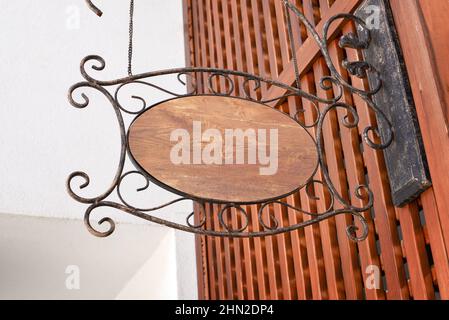 Mockup logo cartellonistica in legno Foto Stock