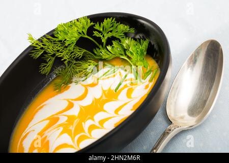 Zuppa di zucca con zenzero. Foto Stock